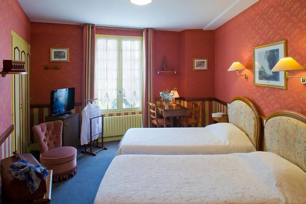 Au Relais Du Porhoet Guilliers 2*,